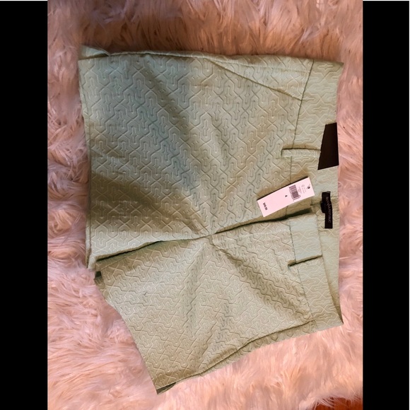 Banana Republic Shorts - Picture 1 of 3